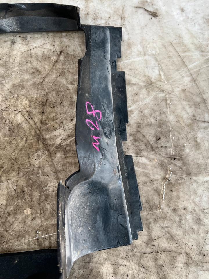 Audi Q7 4L Luftkühler Rechts 7L0117336F – Bild 2