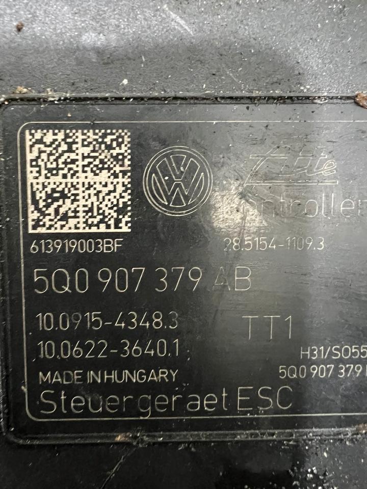 VW Audi Golf 7 VII A3 8V ABS Steuergerät Hydraulikblock 5Q0907379 – Bild 3