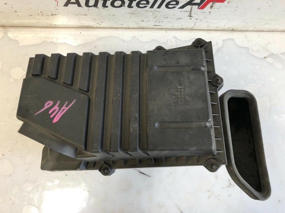 Audi A3 8P VW Golf 5 V 3.2 V6 Luftfiltetkasten 1K0129601 – Bild 2