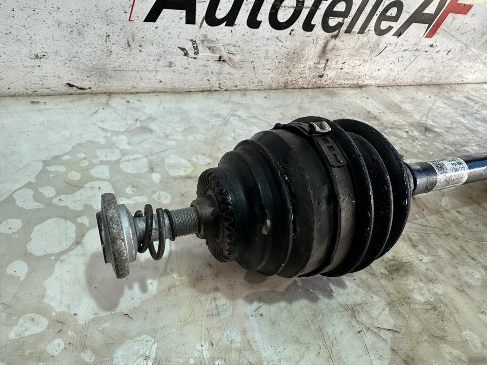 BMW 2er F45 F46 218d Antriebswelle Vorne Links 8611939 – Bild 5