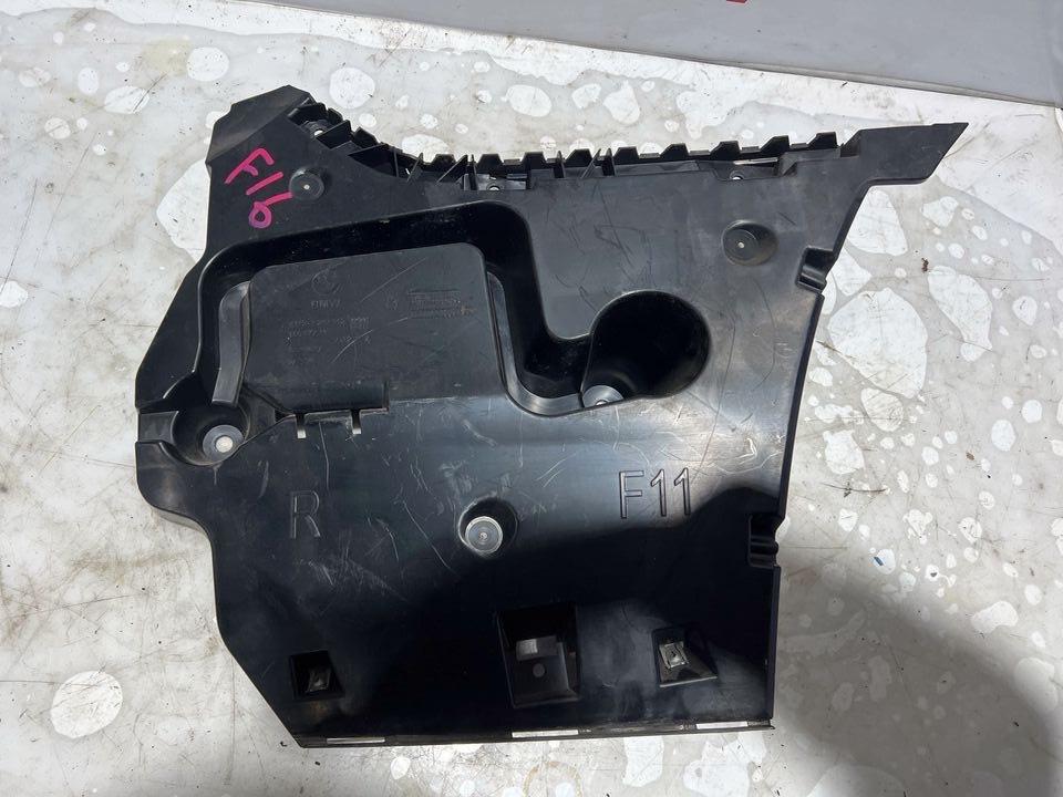 BMW 5er F11 Stoßstange Halter Träger Hinten 7207112 – Bild 2