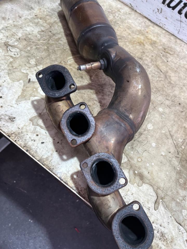 BMW 5er E60 E61 4.0 N62B40 Katalysator Kat 7547431 – Bild 18