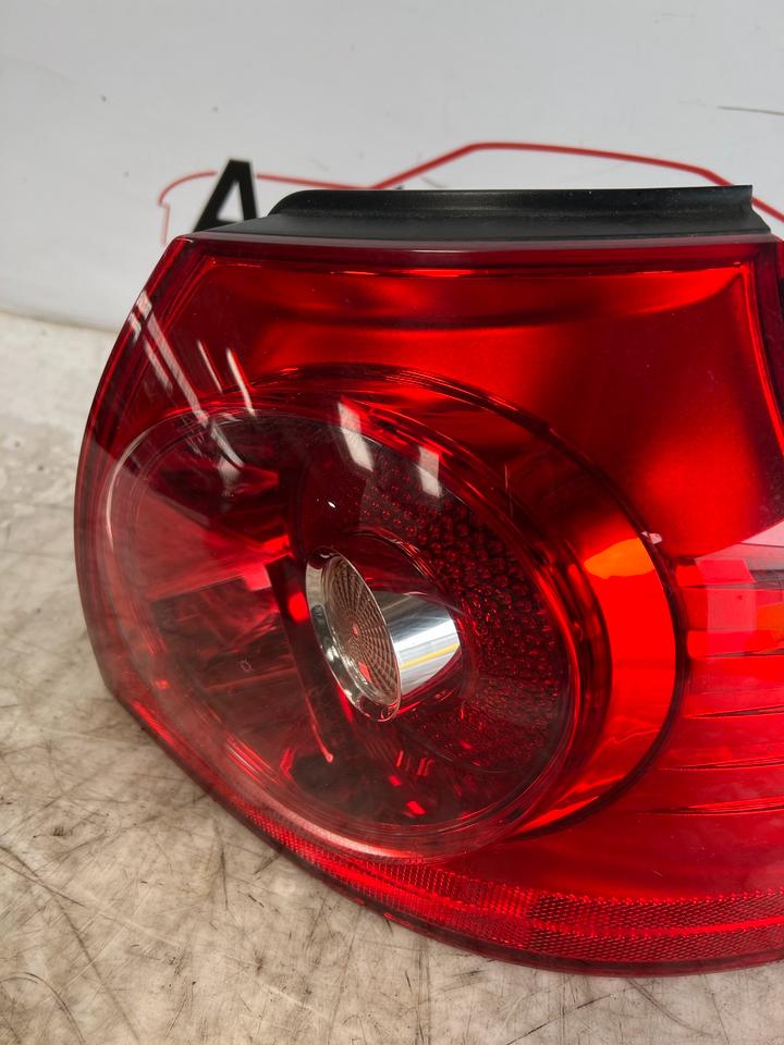 VW Golf 5 V Heckleuchte Rückleuchte Hinten – Bild 14