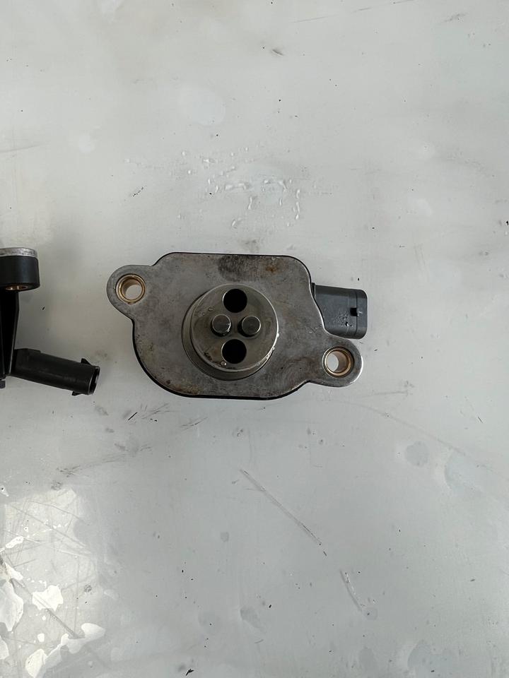 VW Audi Seat Skoda Magnetventil Steuerventil 04E906048 – Bild 4