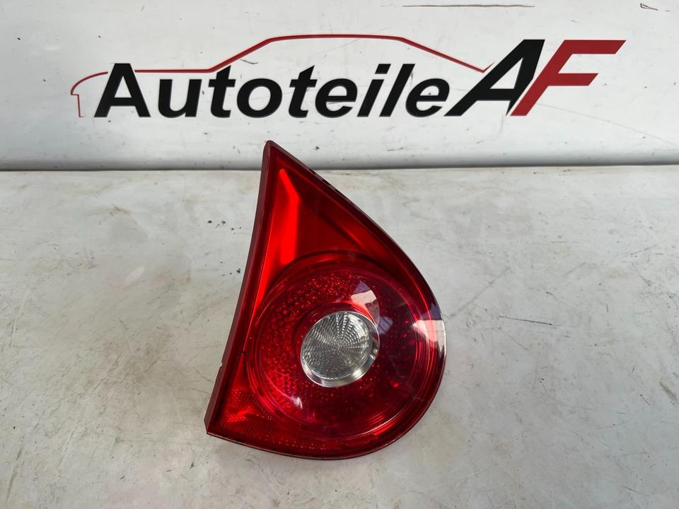 VW Golf 5 V Heckleuchte Rückleuchte Innenleuchte Hinten – Bild 2