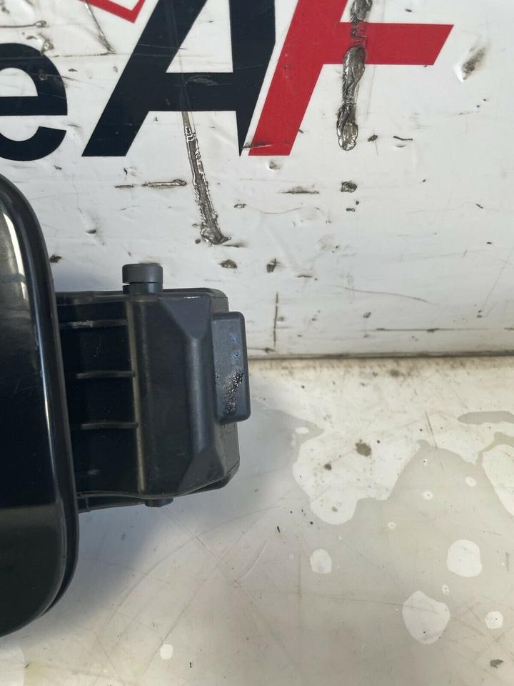 Audi A4 B8 8K Tankdeckel Tankklappe 8K080999 LZ9Y – Bild 4