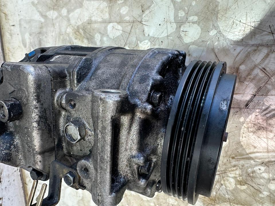 BMW 5er 6er F10 F06 N62 Klimakompressor Kompressor 6915083 – Bild 4