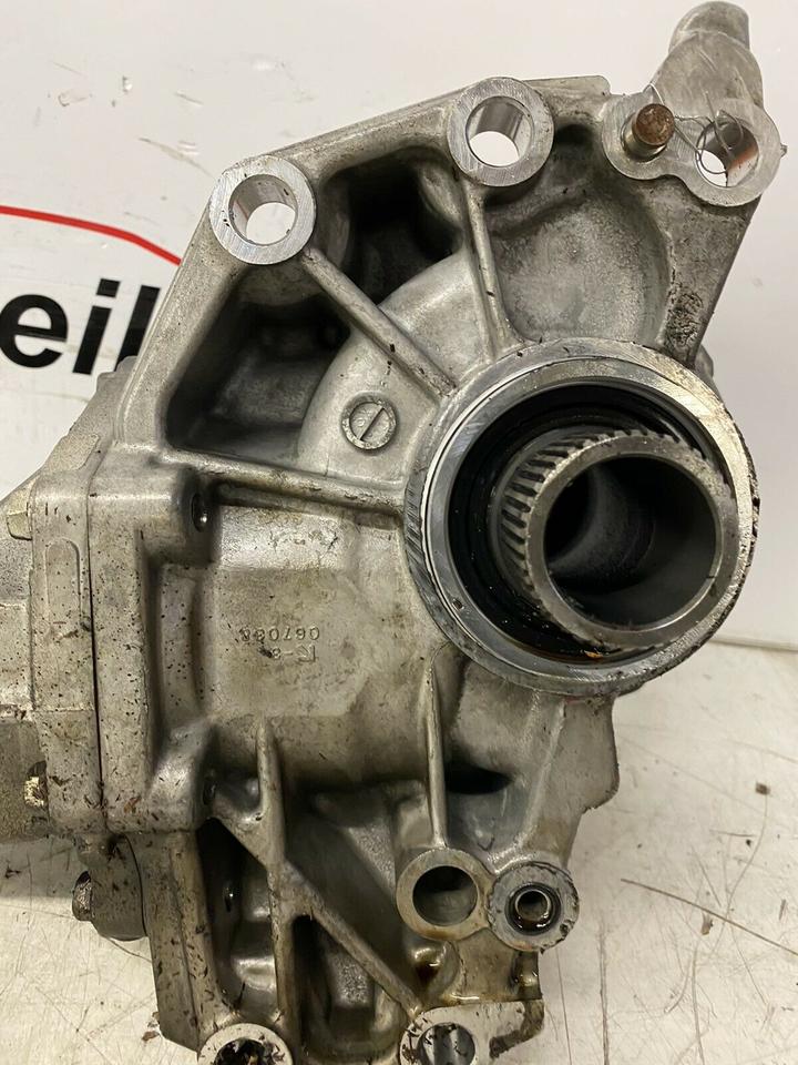 Mitsubishi Outlander III 2.2 DID 4x4 Verteilergetriebe Getriebe – Bild 8