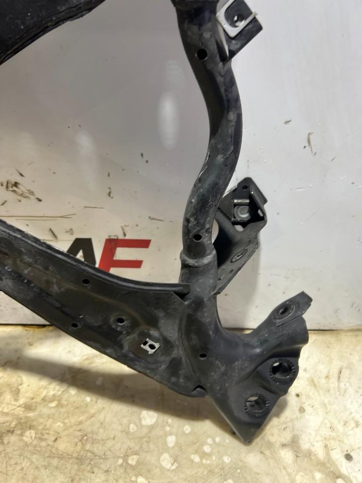 Audi A4 B9 8W Achse Vorderachse Vorderachsträger 8W2399347D – Bild 5