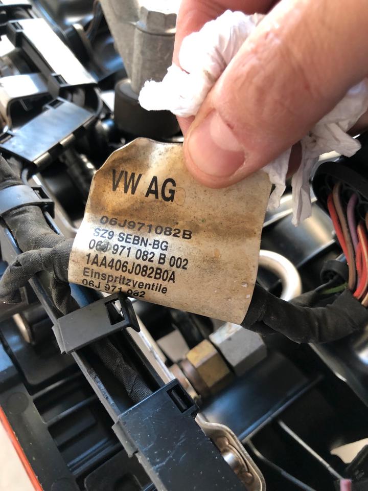 VW Audi Skoda 1.8 TFSI Benzin Ansaugkrümmer 06H133185 – Bild 6