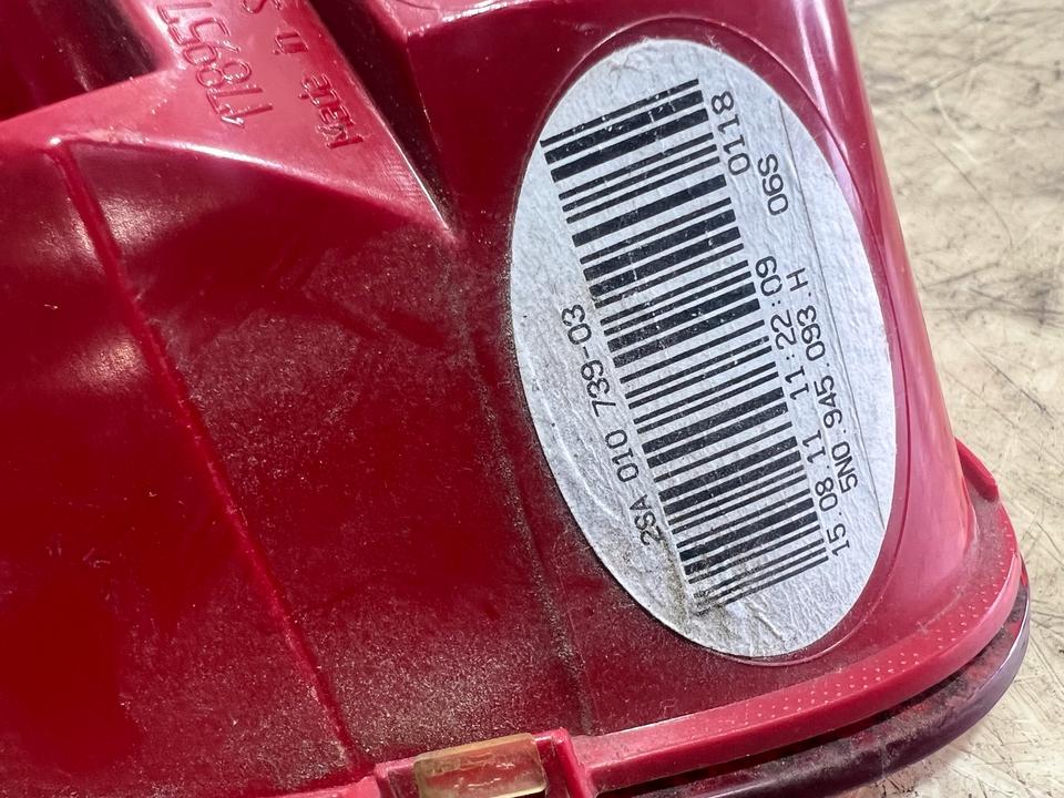 VW Tiguan 5N Facelift Rückleuchte Heckleuchte Innenleuchte Hinten – Bild 13