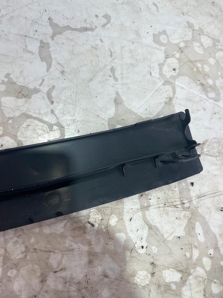 Audi A5 8T Stoßstangenabdeckleiste Leiste vorne 8T0807217A – Bild 5