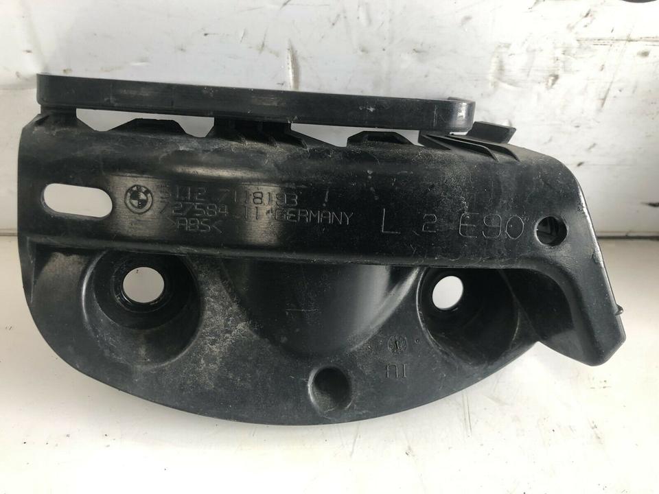 BMW 3er E90 Führung Stoßstange Heckleuchte Halter 7118194 7118193 – Bild 5