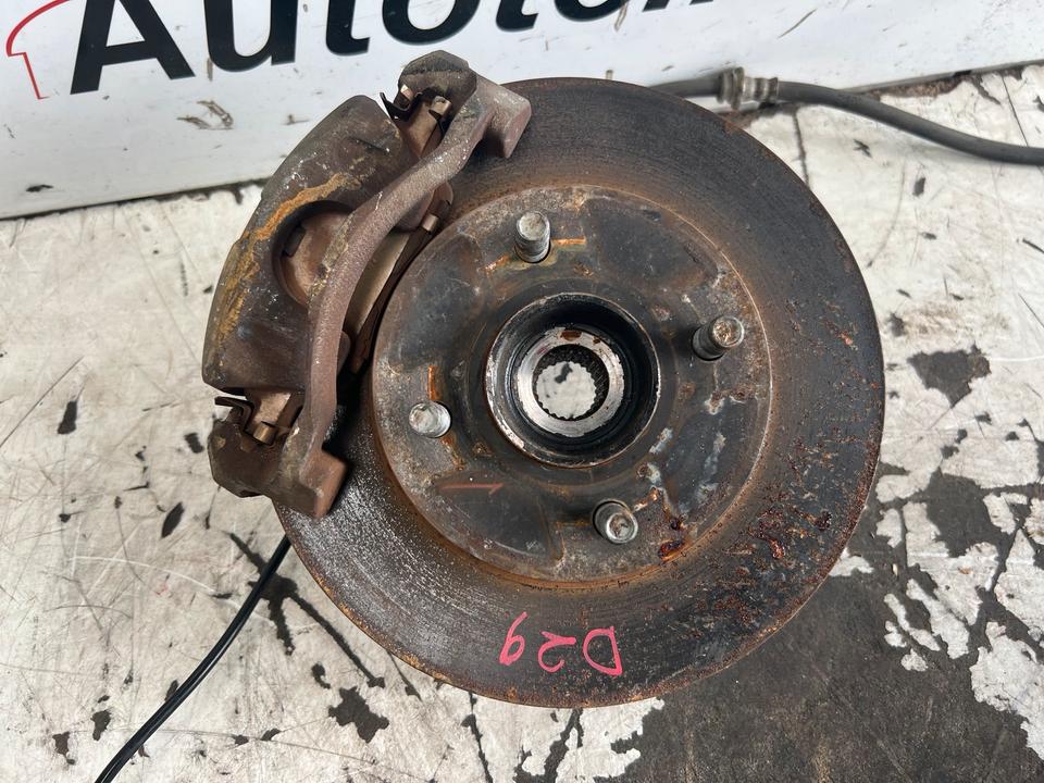 Nissan Micra K13 Achsschenkel Radnabe Bremssattel Vorne – Bild 3