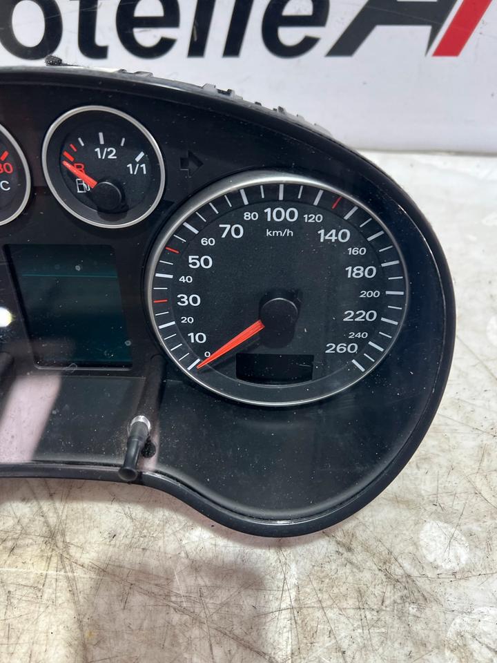 Audi A3 8P Tacho Tachometer Kombiinstrument 8P0920931F – Bild 3