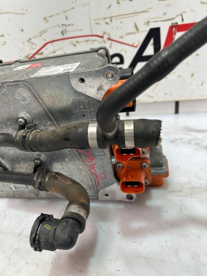 Audi A3 8V Ladegerät Hochvoltbatterie Batterie 5QE915682AA – Bild 4