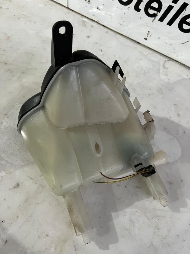 Mercedes SLK R171 Ausgleichsbehälter Kühlmittel A1715000049 – Bild 6