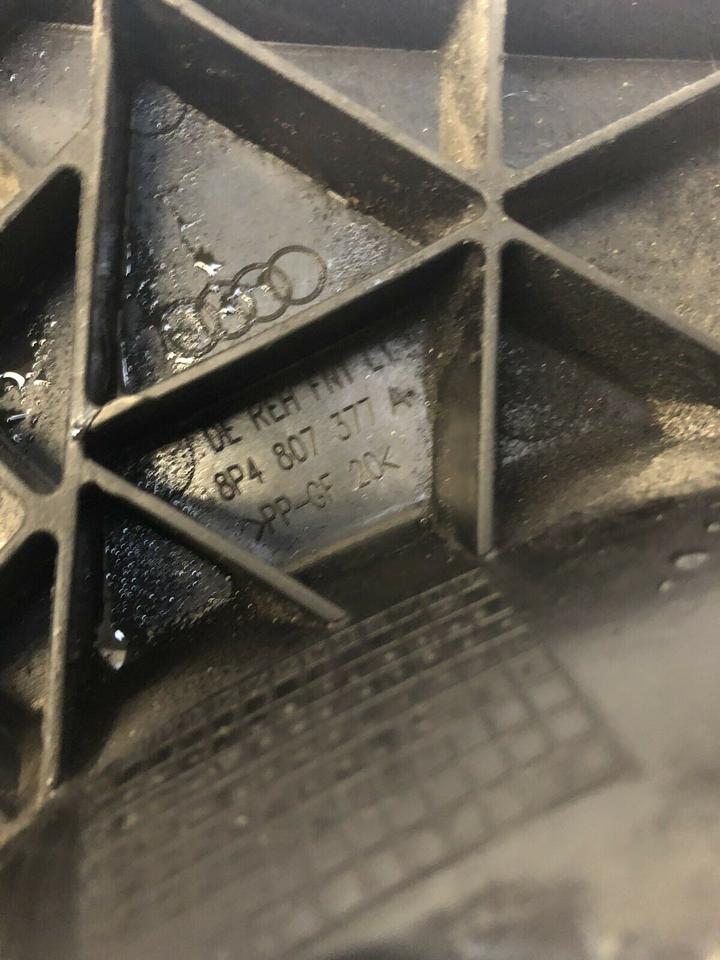 Audi A3 8P Stoßstange Halter Träger Hinten 8P4807378A 8P4807377A – Bild 7