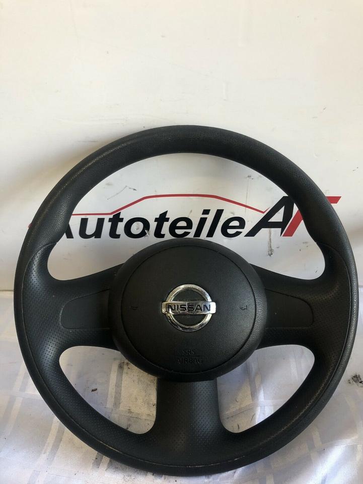 Nisssn Micra K13 Lenkrad