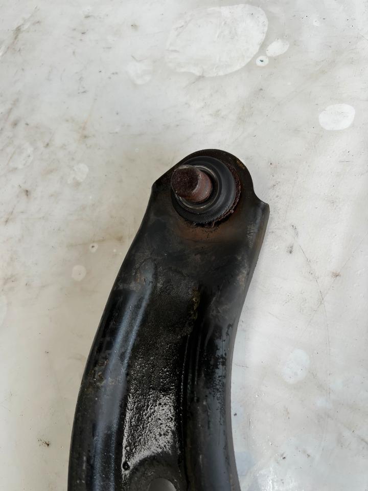 Nissan Micra K13 1.2 Querlenker Traggelenk Vorne Rechts – Bild 5