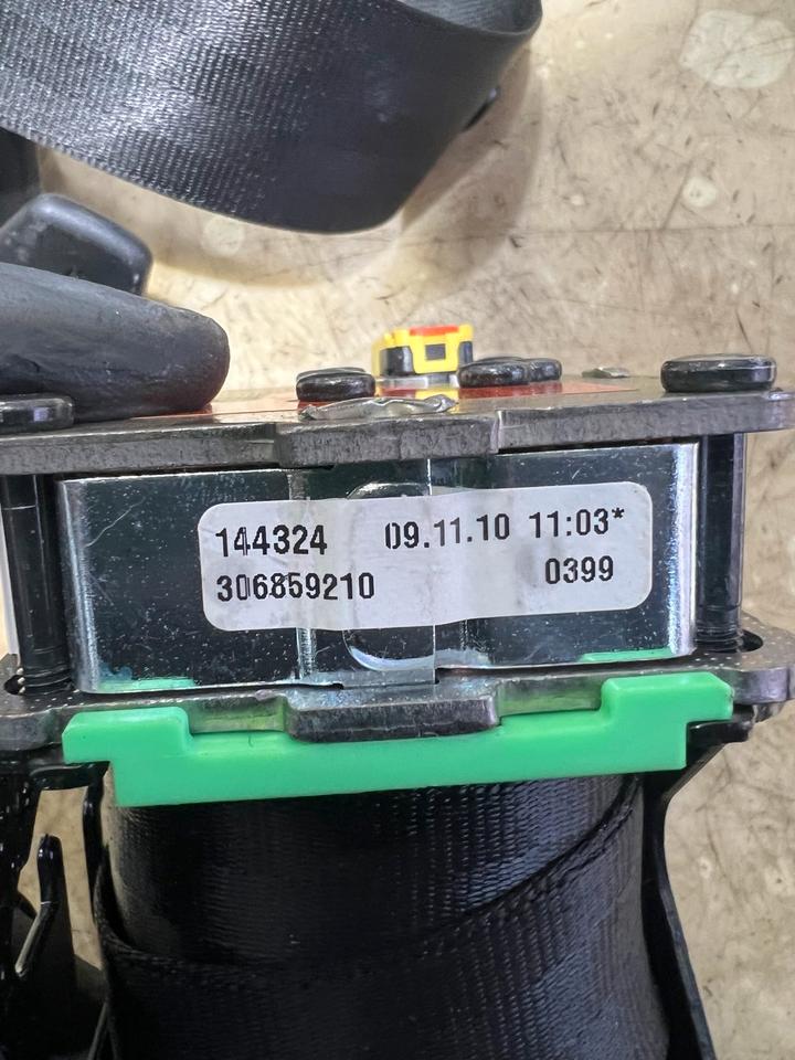 Audi A8 4H Gurt Sicherheitsgurt Hinten 4H0857805D – Bild 6