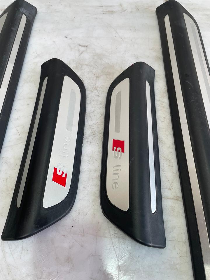 Audi Q3 8U S Line Leisten Einstiegsleiste Zierleisten 8U0853373A – Bild 2