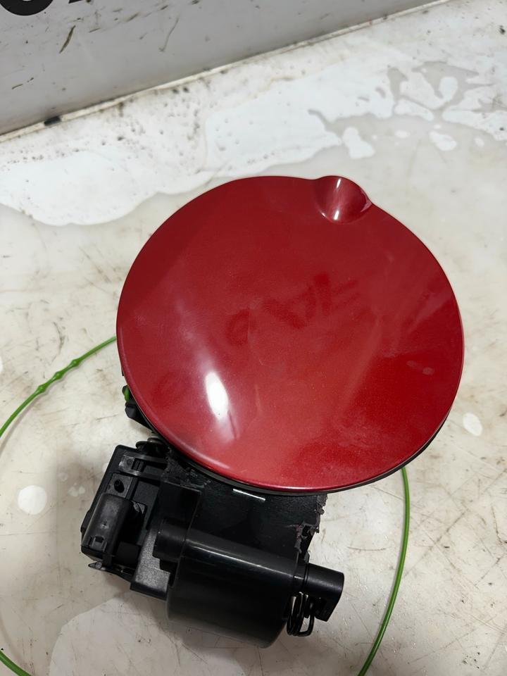 Mini F56 Tankklappe Tankdeckel Deckel Tank 7334370 7302241 – Bild 3