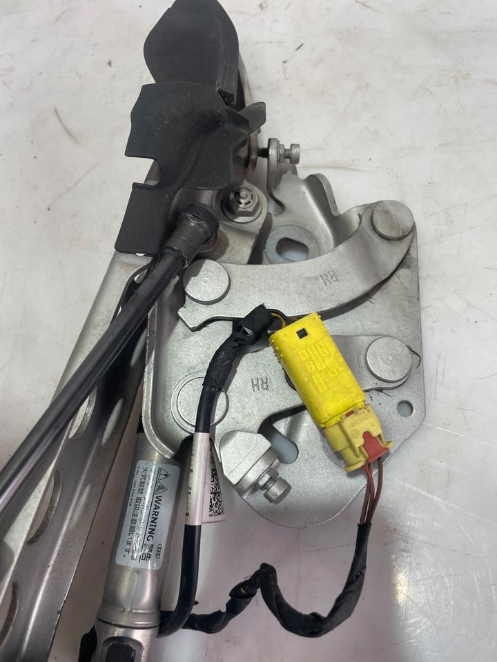 Audi A8 4H Motorhaube Scharniere Vorne 4H0823823D 4H0823823D – Bild 7