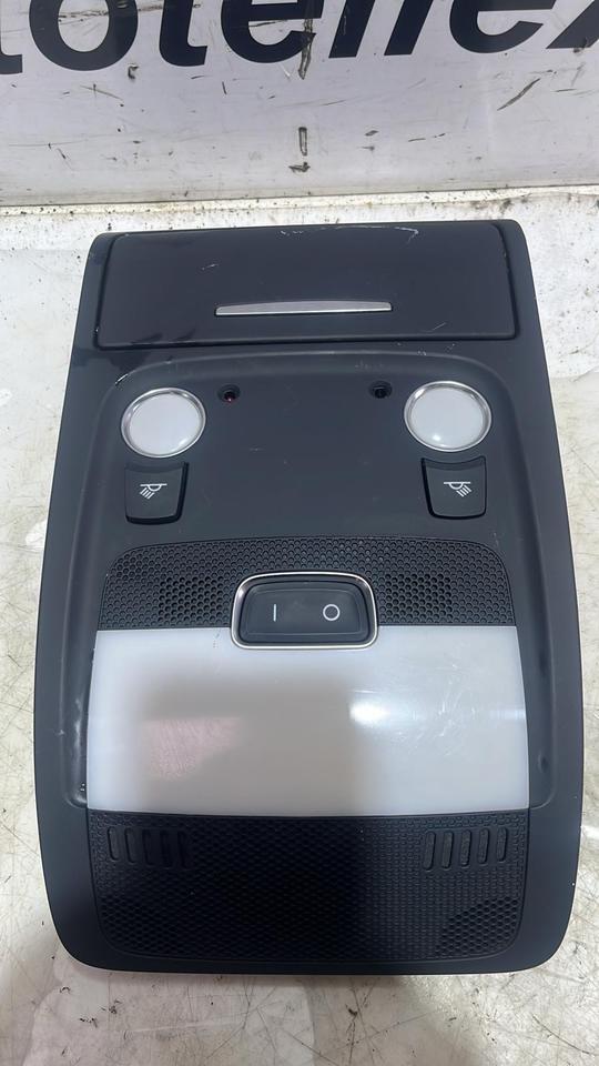 Audi A4 A5 8T B8 Leseleuchte Innenleuchte Leuchte 8T0947135B – Bild 4