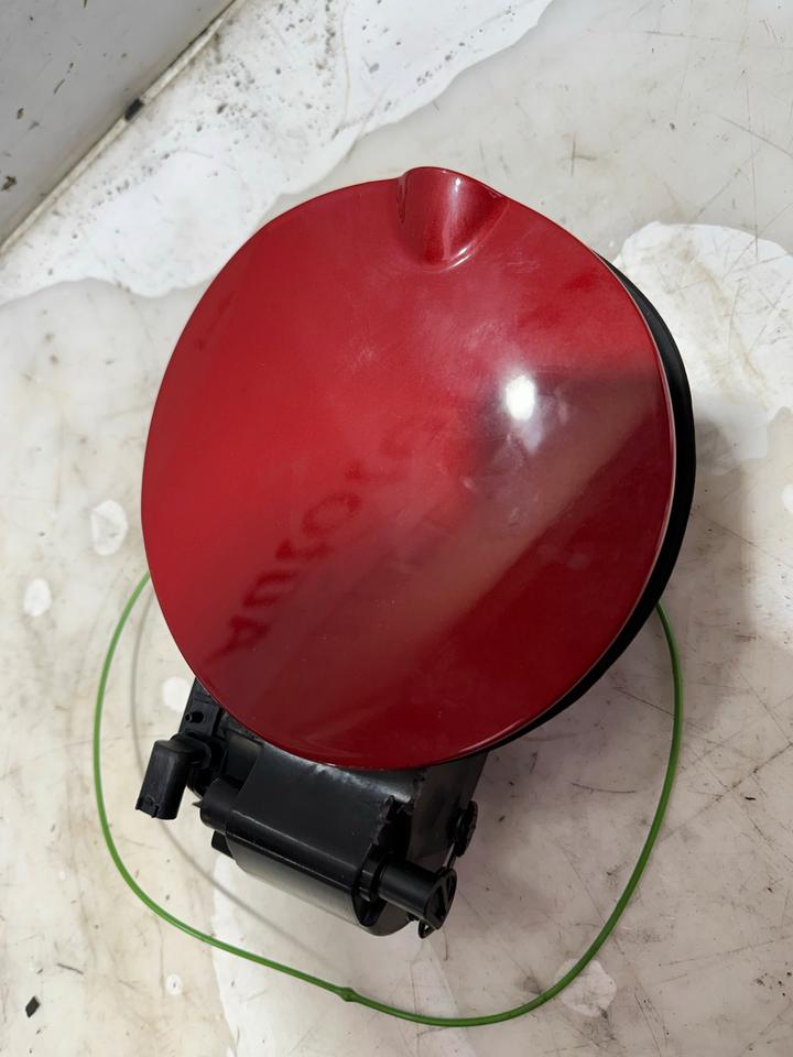 Mini F56 Tankklappe Tankdeckel Deckel Tank 7334370 7302241 – Bild 2