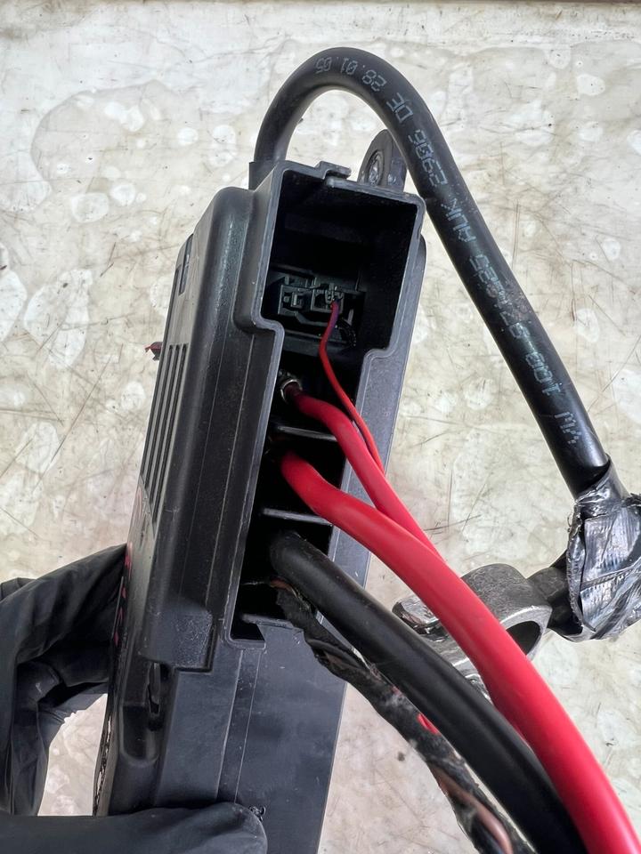 VW Passat Audi Sicherungsdose Kasten Überlastschutz 1Q0937548 – Bild 5