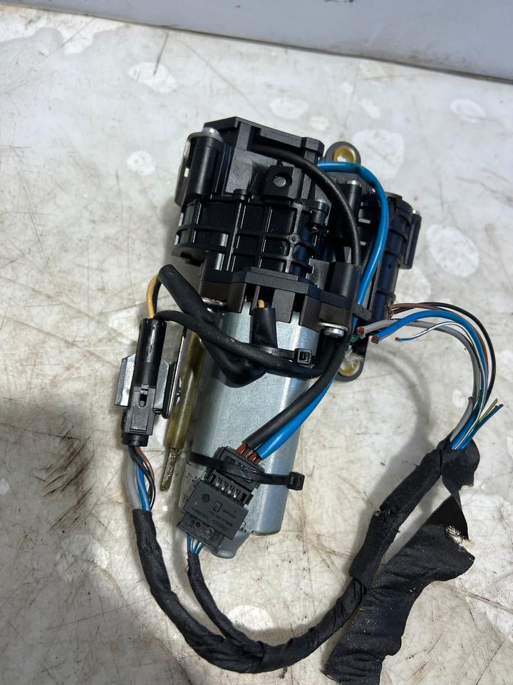 BMW 5er E60 E61 Lenksäule Verstell Motor GP41B35 – Bild 4