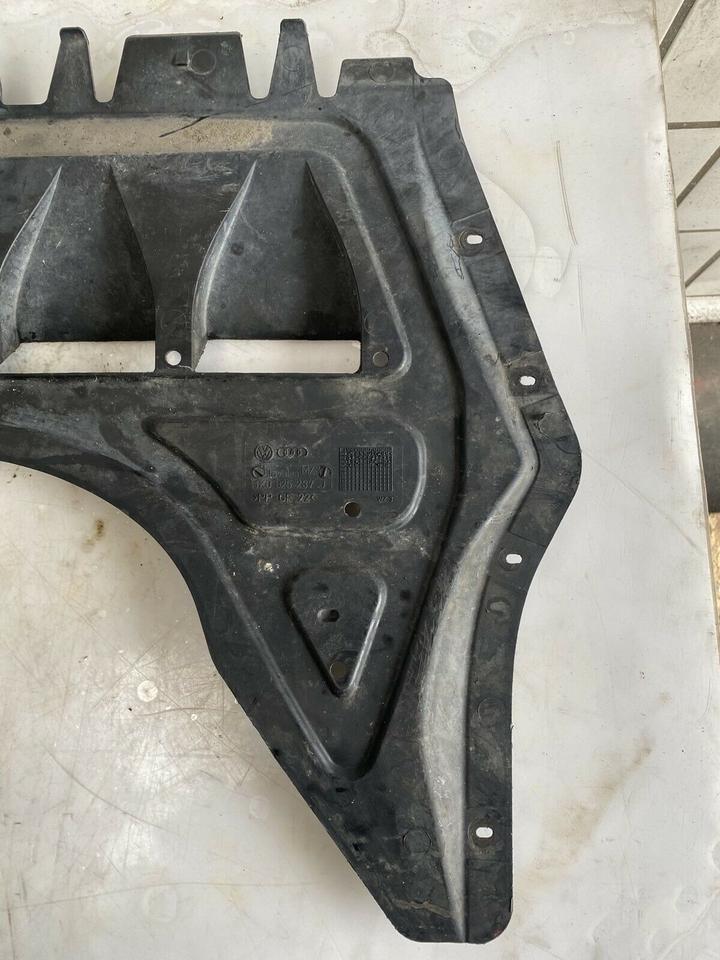Audi A3 8P VW Skoda Unterfahrerschutz Verkleidung Vorn 1K0825237J – Bild 5