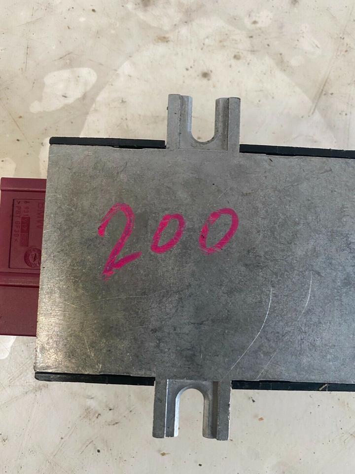 BMW 1er E81 E87 Kraftstoffpumpe Steuergerät 7169960 – Bild 5