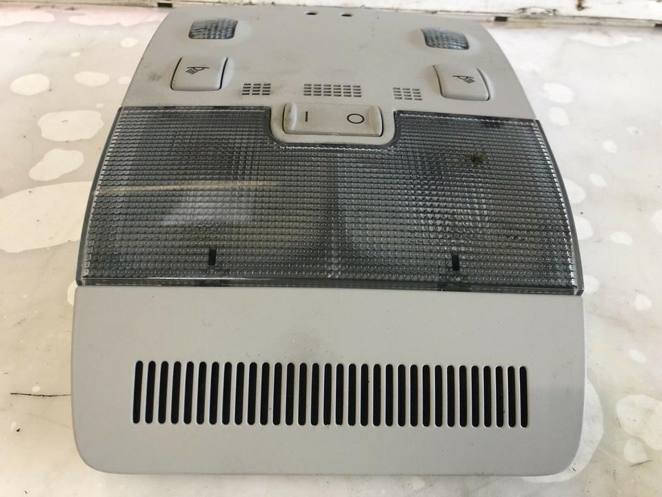 Audi A4 B7 8E Leseleuchte Innenleuchte 8E0947565 – Bild 2