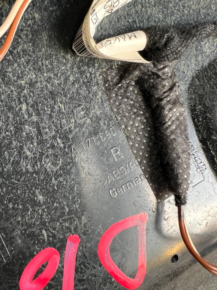 Mercedes SLK R171 A-Säule Verkleidung A1716901525 A1716901625 – Bild 14