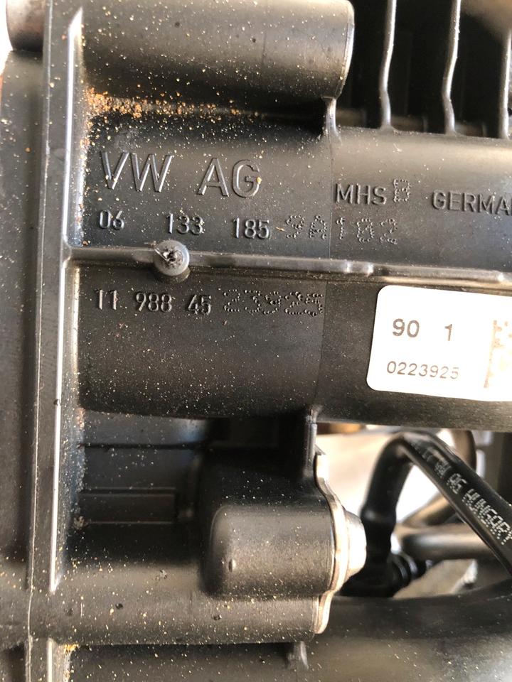 VW Audi Skoda 1.8 TFSI Benzin Ansaugkrümmer 06H133185 – Bild 5