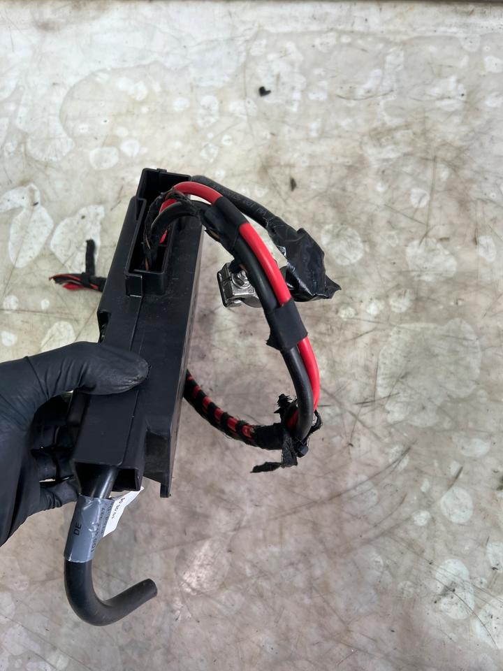 VW Passat Audi Sicherungsdose Kasten Überlastschutz 1Q0937548 – Bild 4