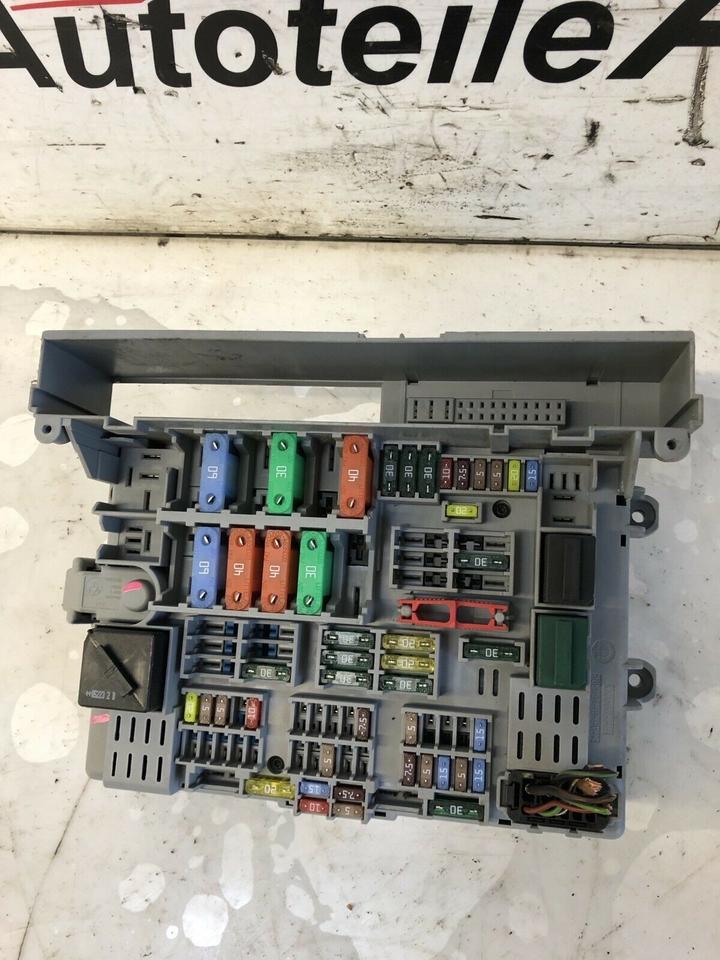 BMW 3er E90 E91 Sicherungskasten Stromverteiler 6906613 – Bild 2