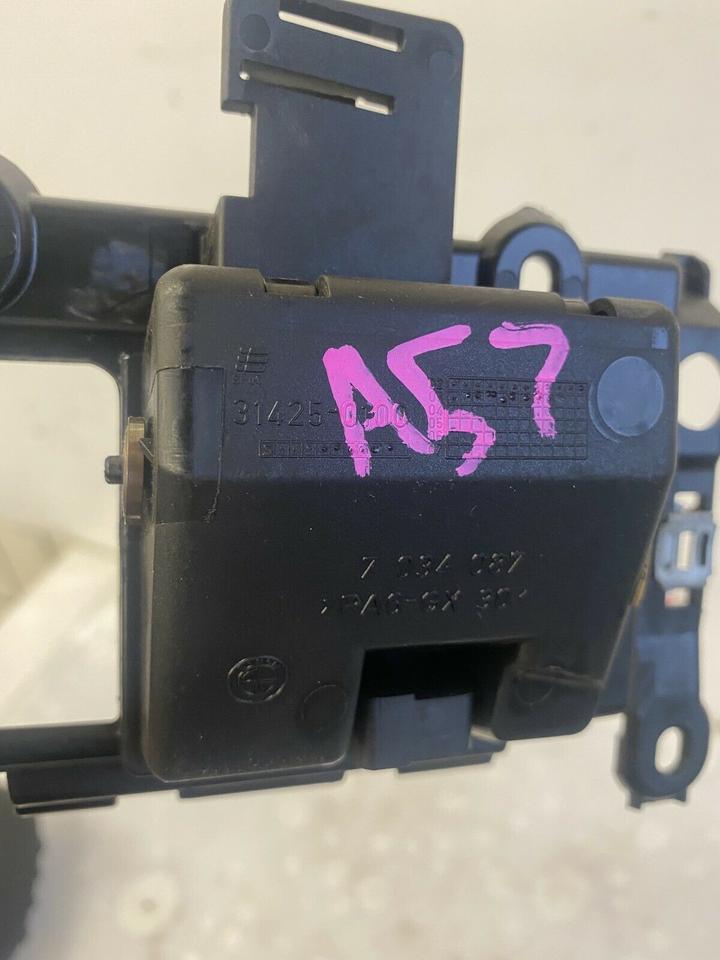 BMW 5er E60 E61 Aschenbecher Zigarettenanzünder 7034087 – Bild 5