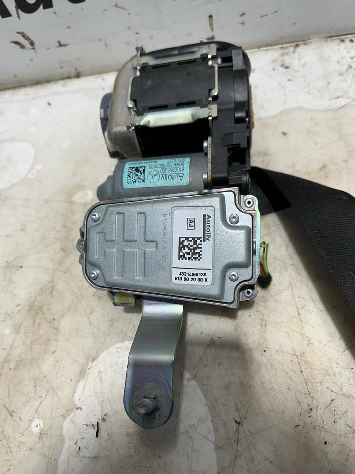 Mercedes E-Klasse W212 Sicherheitsgurt Gurt Vorne – Bild 12