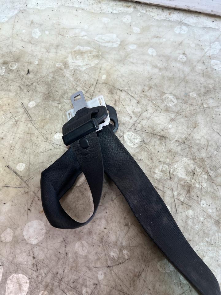 BMW 6er F06 Sicherheitsgurt Gurt Gürtel Vorne Rechts – Bild 9