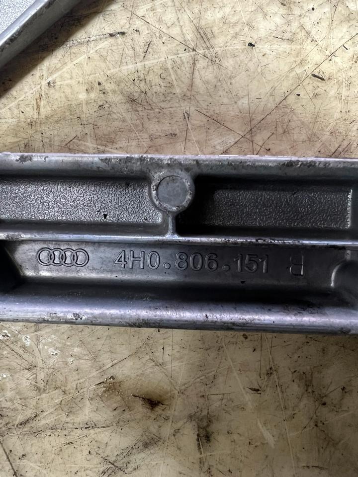 Audi A8 S8 4H Stütze Träger Halter Abstützung 4H0806151 – Bild 7