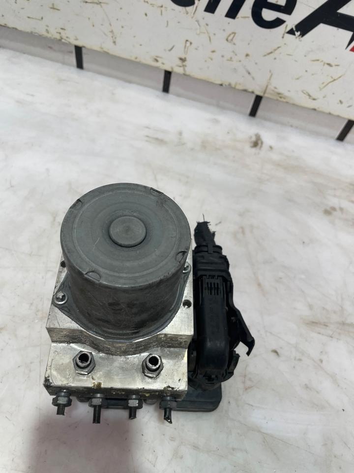 Mercedes E-Klasse W212 ABS Block Steuergerät A2124311048 – Bild 6