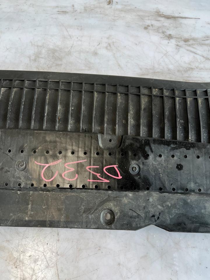 Audi A5 8T Unterboden Abdeckung Stoßstange Vorne 8T0807611A – Bild 3