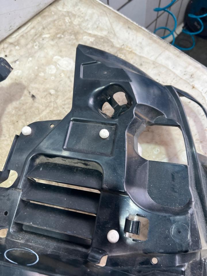 Mini Clubman S F54 Scheinwerferhalterung Rechts Links – Bild 4