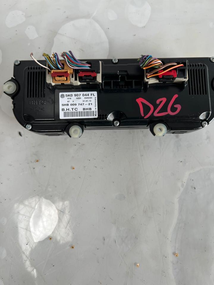 VW Golf Caddy Passat Touran Sharan Klimabedienteil 5K0907044FL – Bild 4
