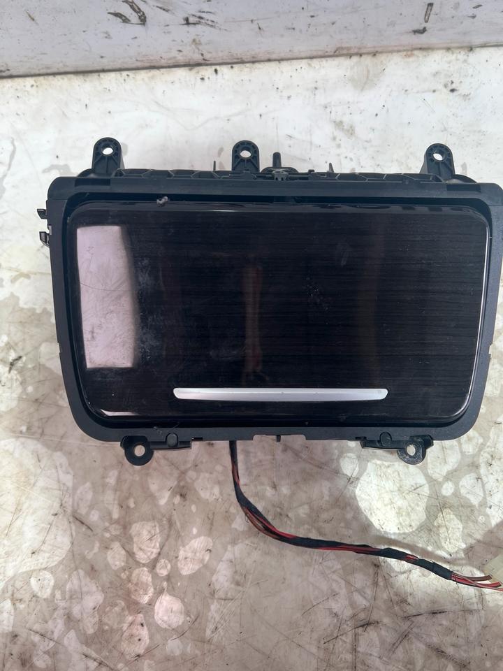 BMW 5er F10 F11 Zentrum Konsole Getränk Halter Ablagefach 9206401 – Bild 2