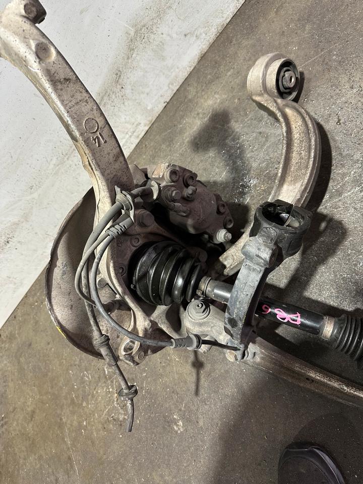 Audi A6 4G Achsschenkel Radnabe Bremssattel Vorne – Bild 16