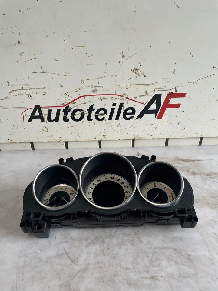 Mercedes E Klasse W212 Tachometer Kombiinstrument A2129007129